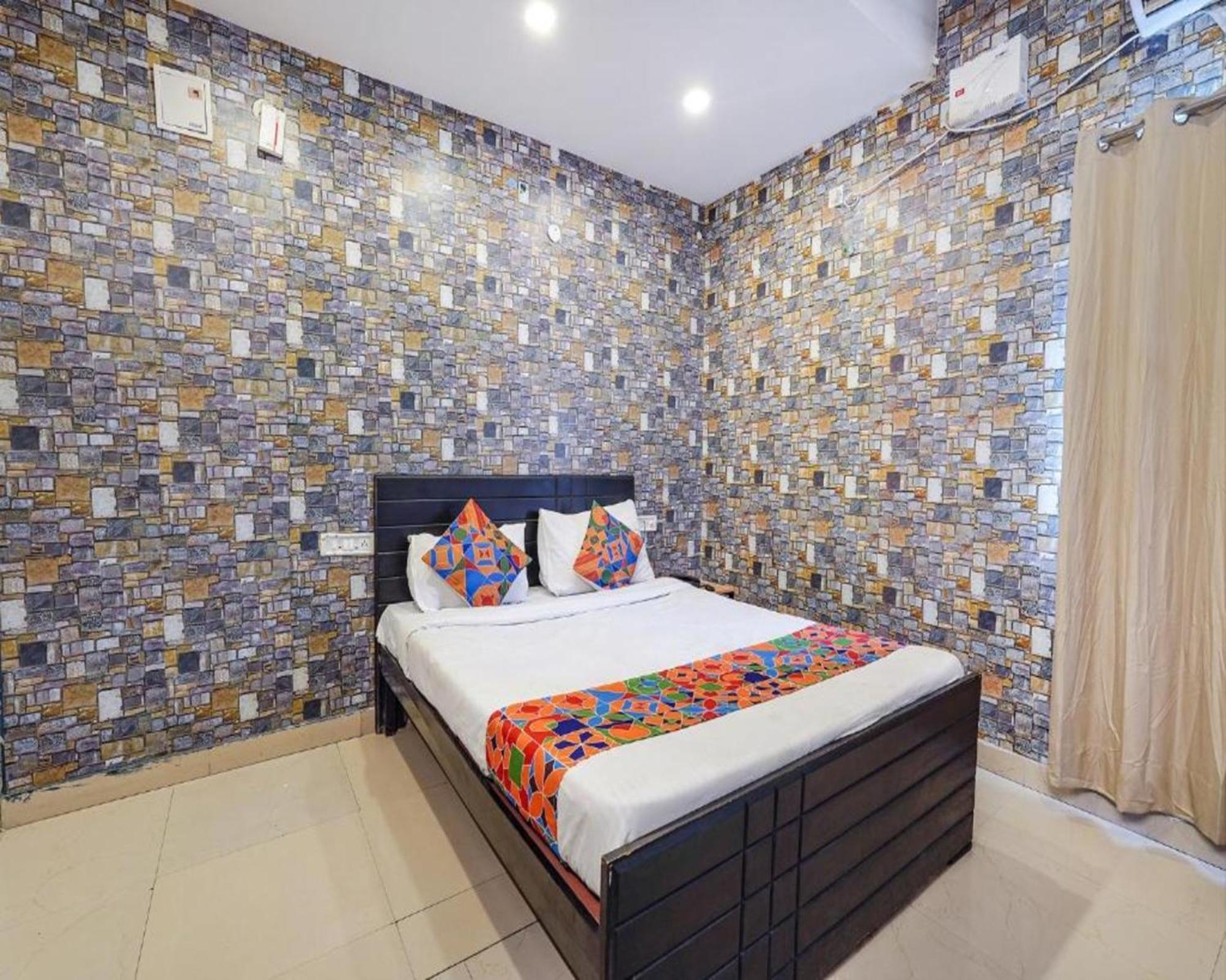 Fabexpress Kings Suites I بنغالور المظهر الخارجي الصورة