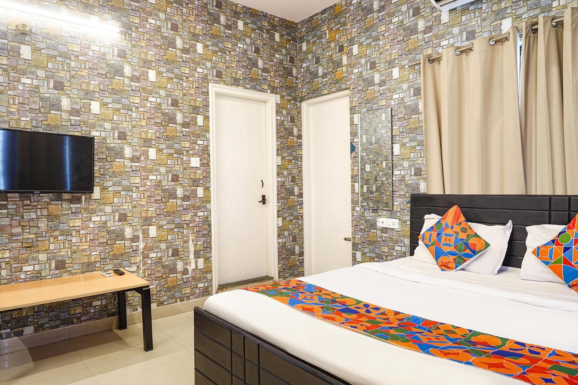 Fabexpress Kings Suites I بنغالور المظهر الخارجي الصورة